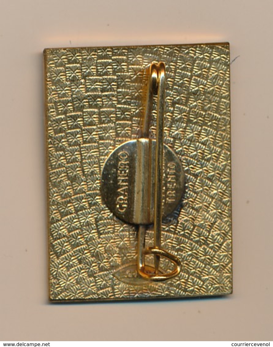 ITALIE - Insigne "2 VIZENZA" - 3,5 Cm X 2,6 Cm. - Sonstige & Ohne Zuordnung