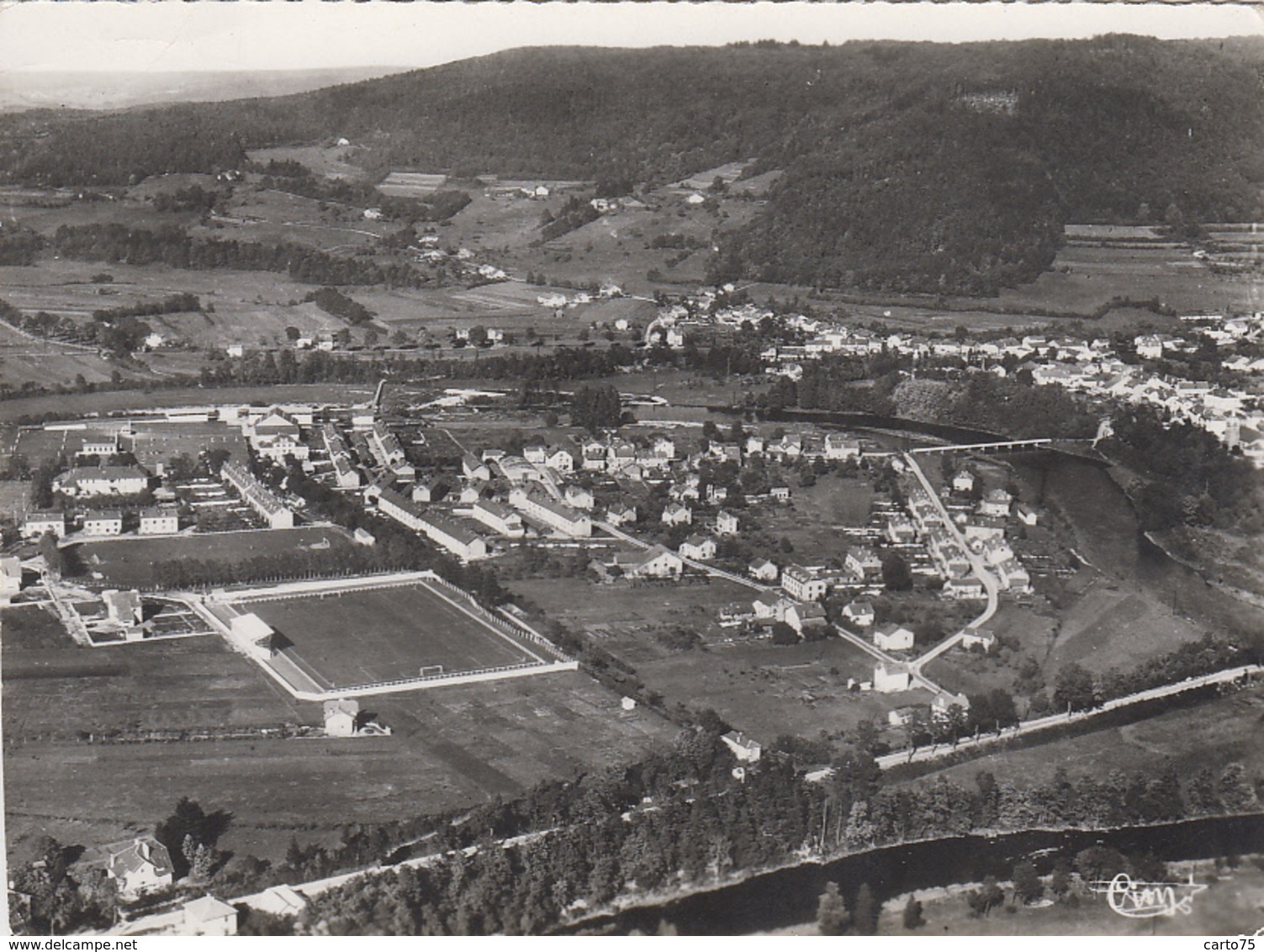 Eloyes 88 - Vue Aérienne "sous Le Pont" Et La Moselle - Stade - Editeur Combier N° 3 A - Pouxeux Eloyes