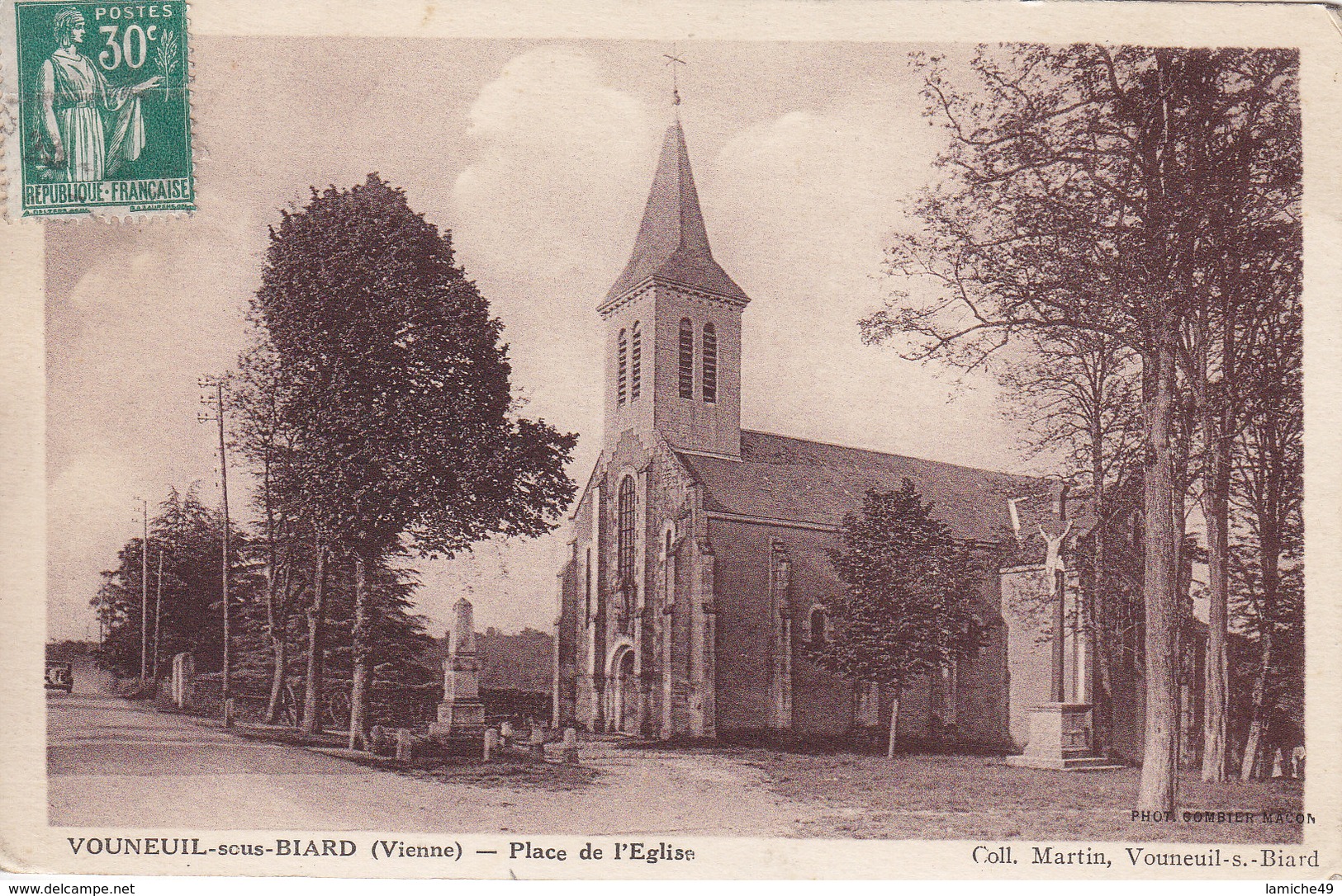 3 CPA VOUNEUIL-sous-BIARD (Vienne Région De Poitiers) Le Moulin Et Le Pont -Vue Générale -Place De L’église - Vouneuil Sous Biard