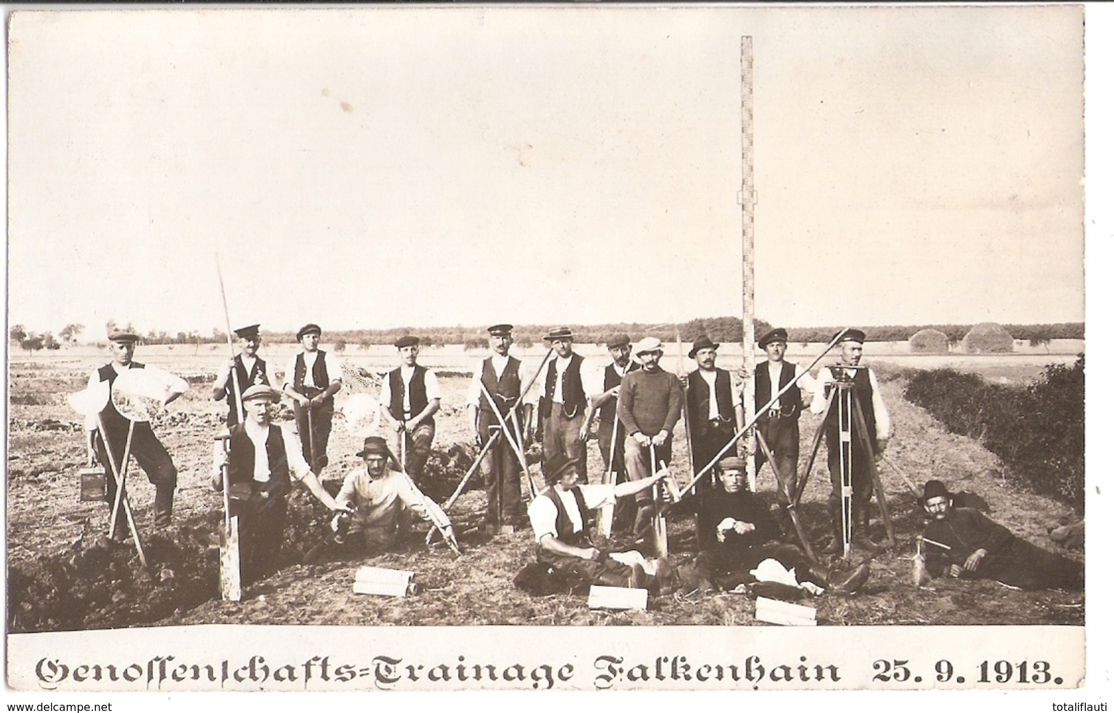 FALKENHAIN Brandenburg Gruppenfoto Genossenschafts Drainage Gelaufen 25.9.1913 Mit Ortsstempel CALAU - Calau