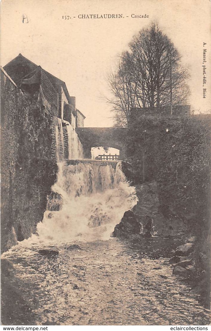 Châtelaudren         22         Cascade       (voir Scan) - Châtelaudren