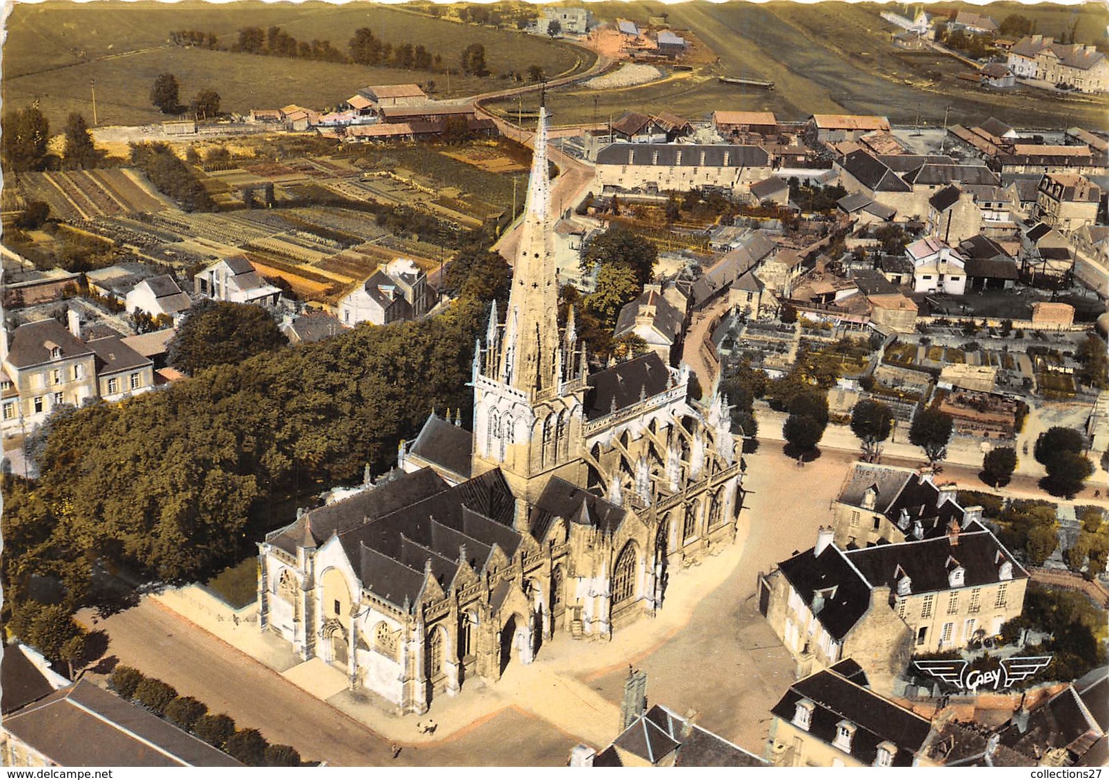 50-CARANTAN- VUE DU CIEL L'EGLISE - Carentan