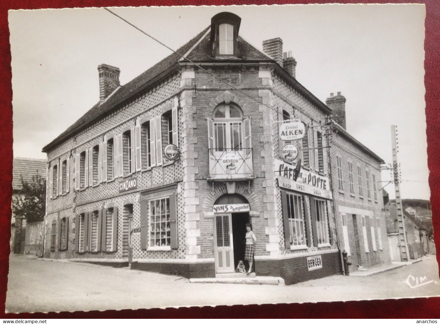 Soucy Café De La Poste - Soucy