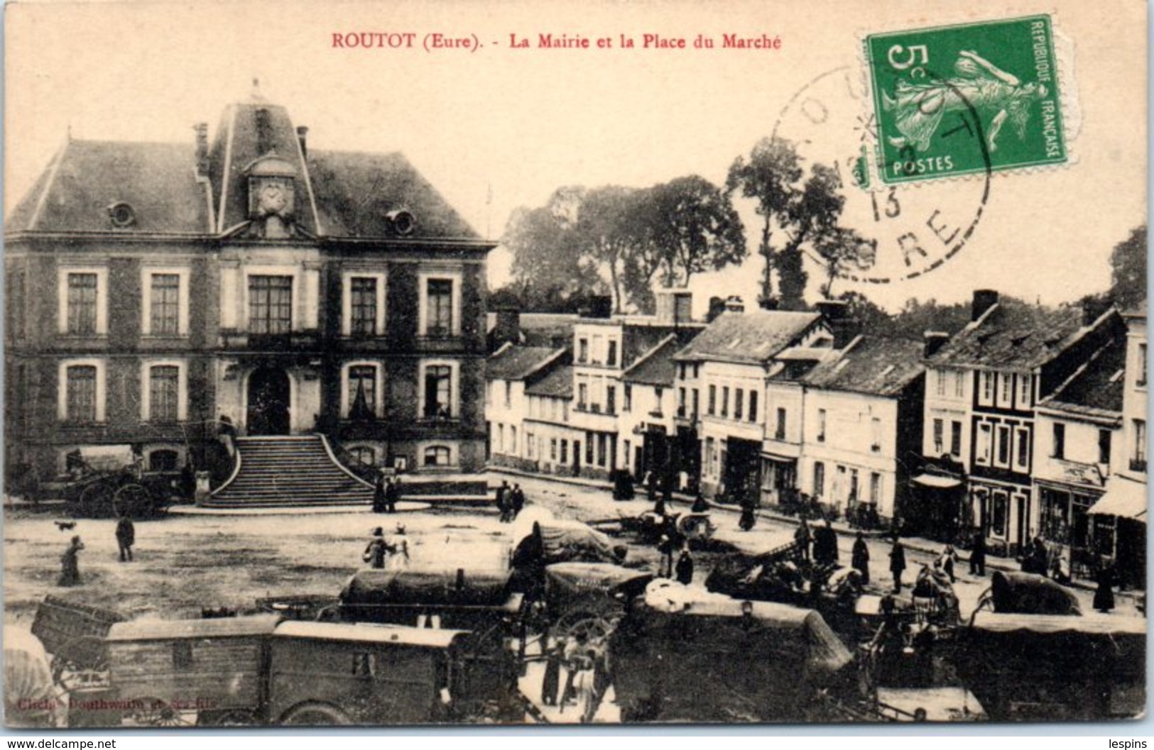 27 - ROUTOT -- La Mairie Et La Place Du Marché - Routot