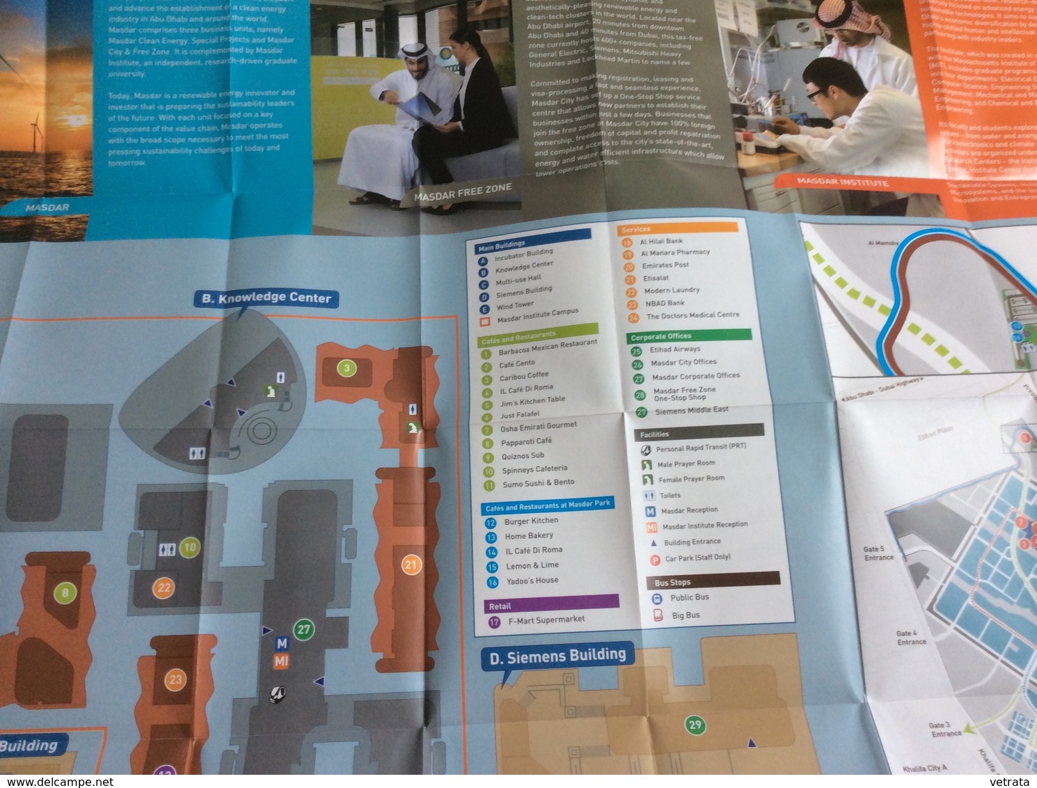 Masdar City, Abou Dabi, Émirats Arabes Unis, Masdar City Visitor's Map (dépliant : 11,5x8,5 Cm - 56x44 Cm, Déplié) - Azië