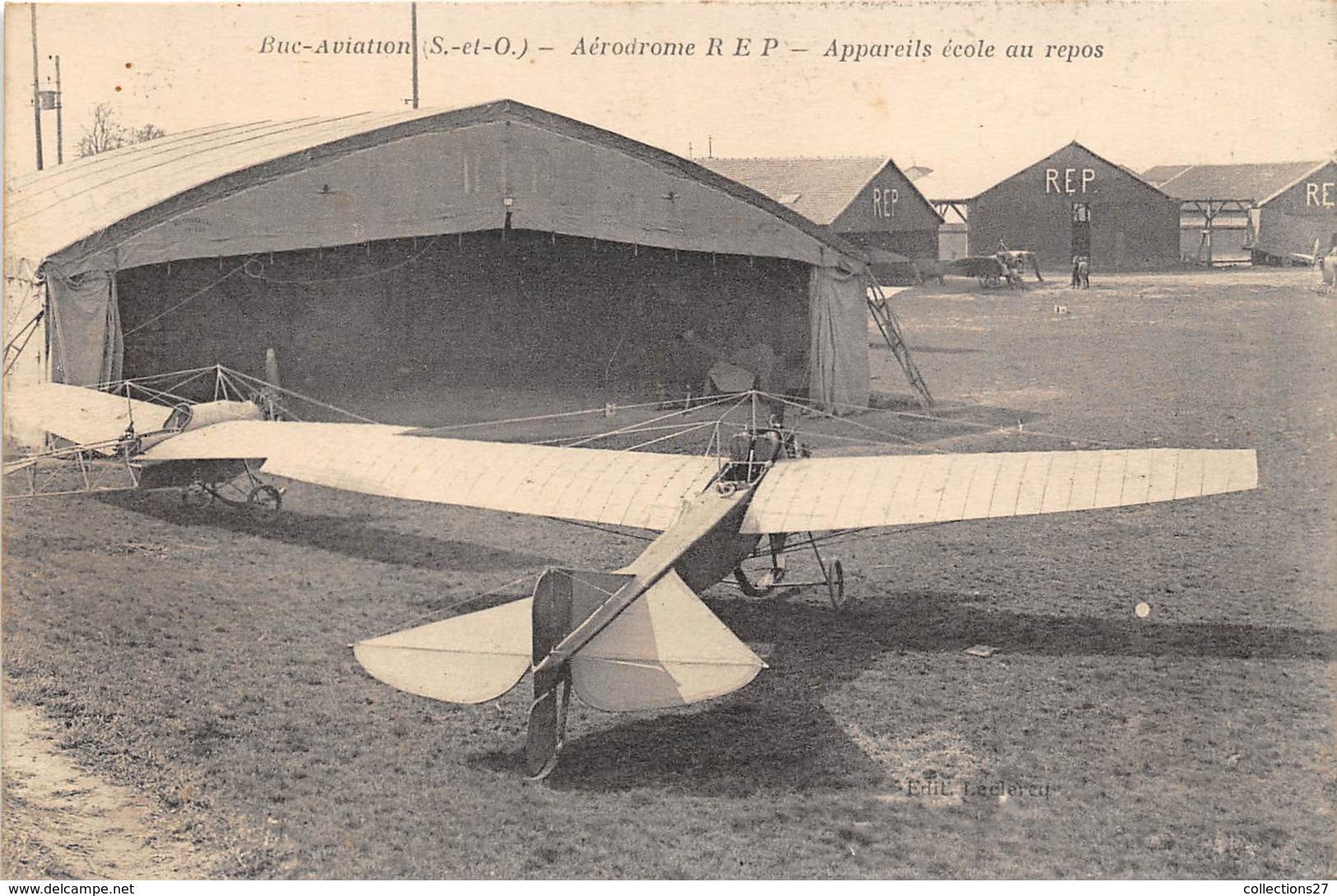 78-BUC-AVIATION- AERODROME REP- APPAREILS ECOLE AU REPOS - Buc