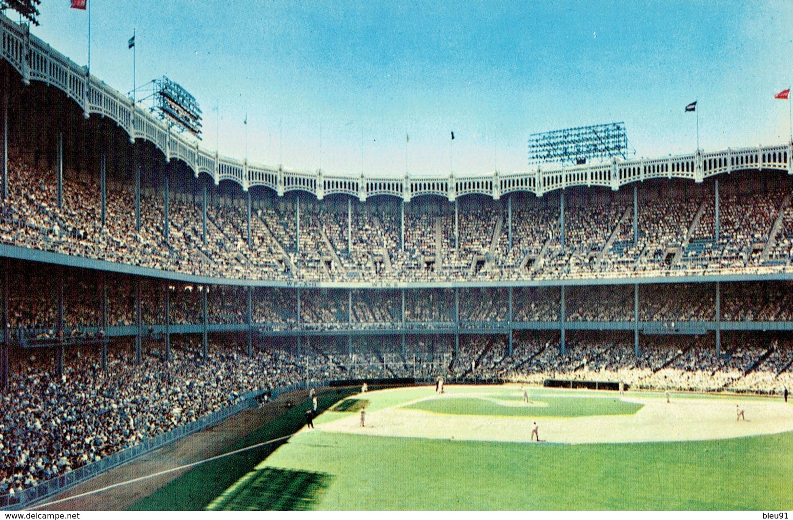 NEW-YORK YANKEE STADIUM - Baseball