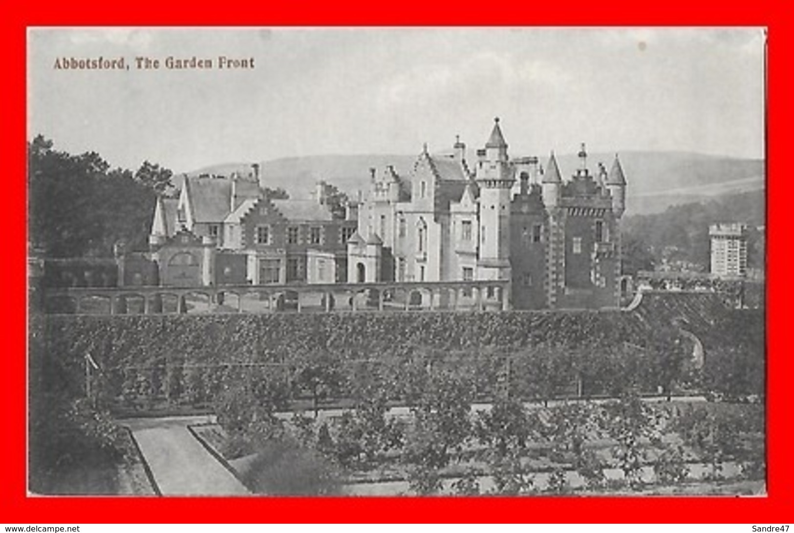 CPA GALASHIELS (Ecosse)  Abbotsford, The Garden Front...J727 - Berwickshire