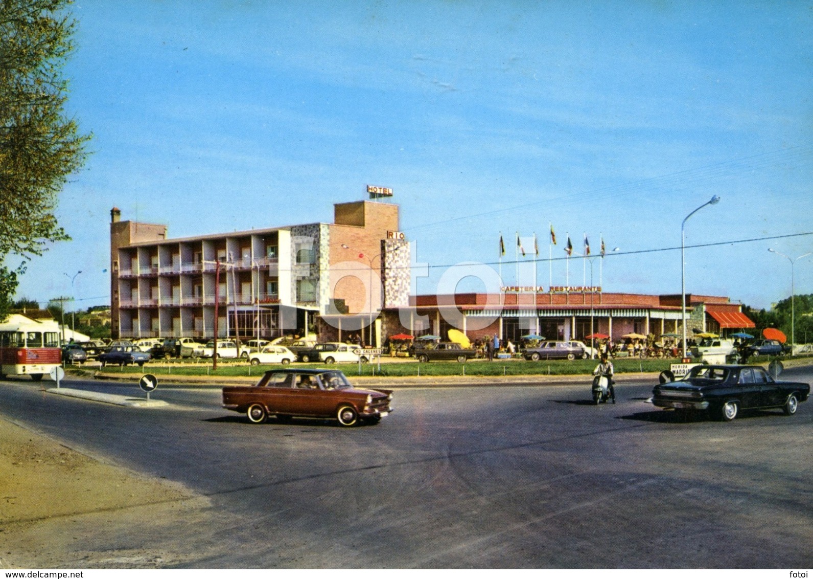 PHOTO POSTCARD DODGE BARREIROS DART HOTEL RIO BADAJOZ SPAIN ESPAÑA CARTE POSTALE - Badajoz