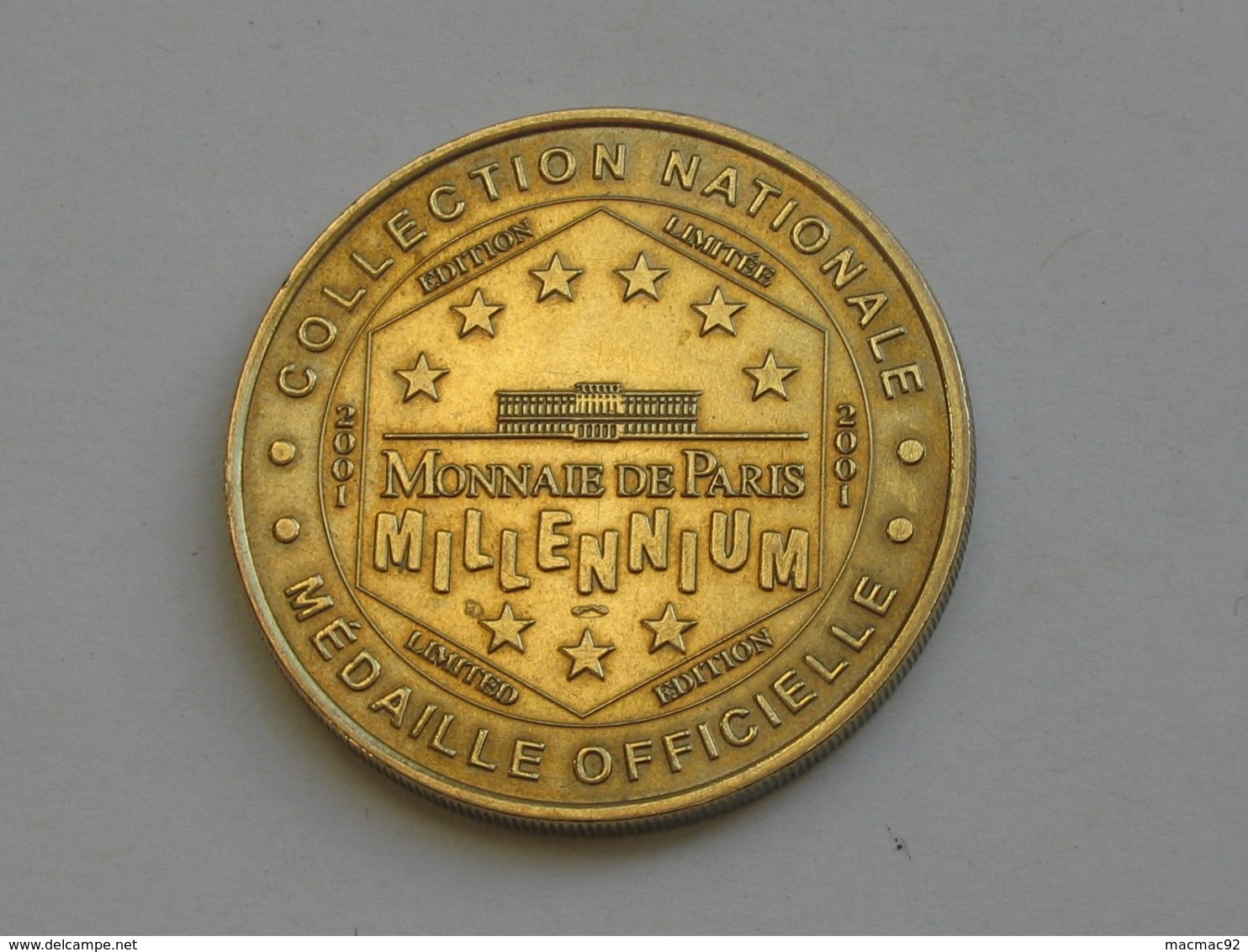 Monnaie De Paris  - Cité De Carcasonne - Basilique Saint Nazaire  **** EN ACHAT IMMEDIAT  **** - 2001