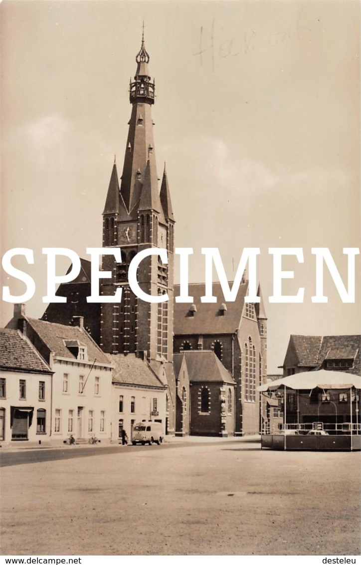 Markt Met St Laurentiuskerk - Hamont - Hamont-Achel