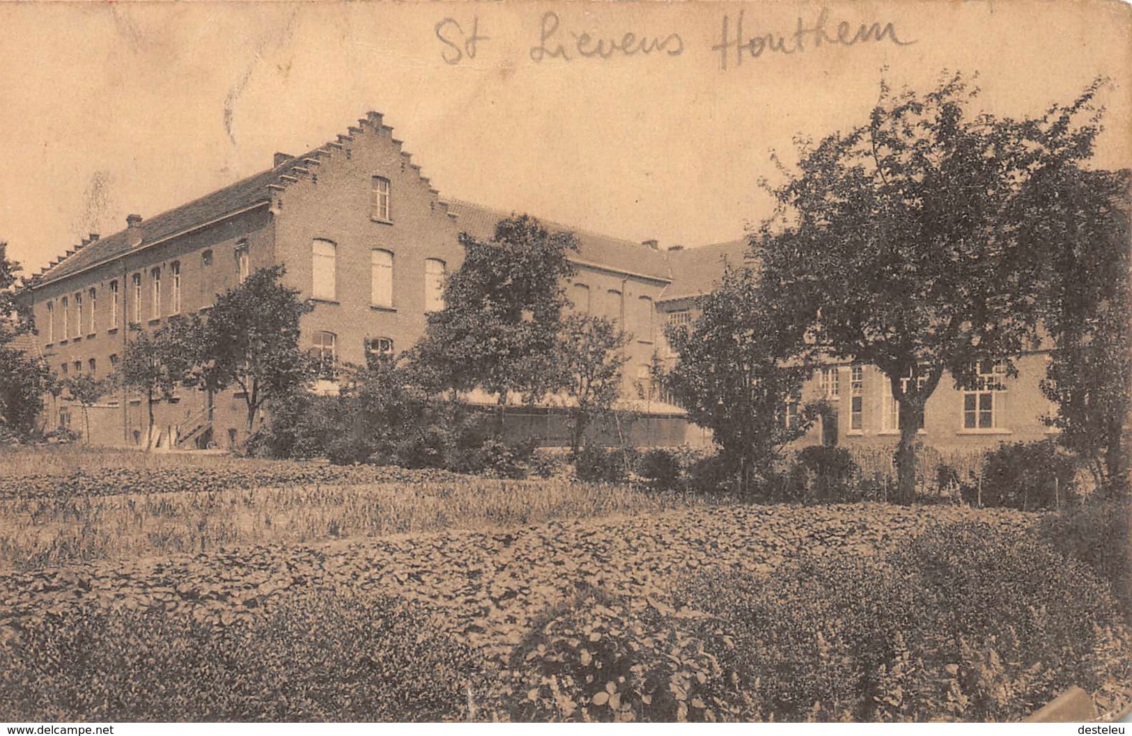 Kostschool St Lieven - Zicht In Den Hof - Sint-Lievens-Houtem - Sint-Lievens-Houtem