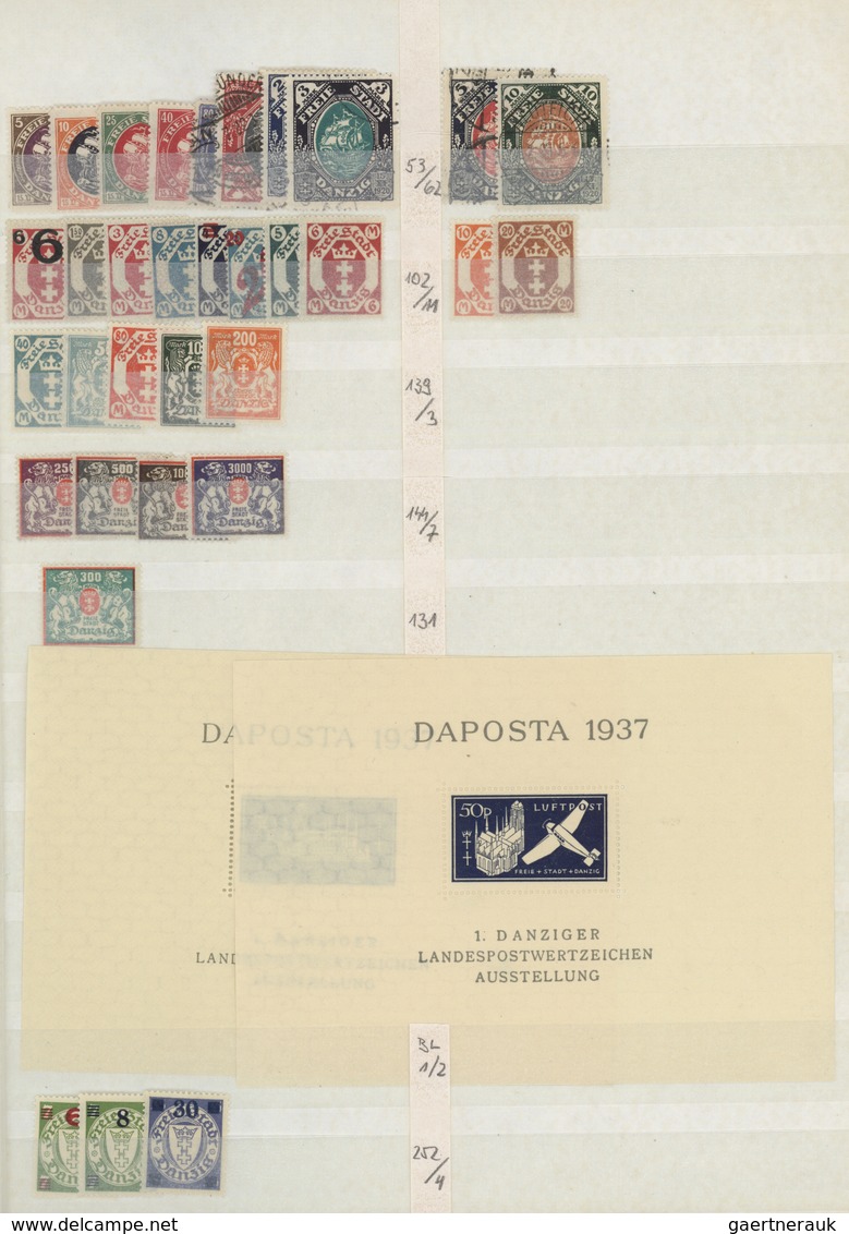 Danzig: 1920/1939, Sauber Sortierter Sammlungsposten Auf Steckseiten, Dabei U.a. MiNr. 220/30, 231/3 - Otros & Sin Clasificación