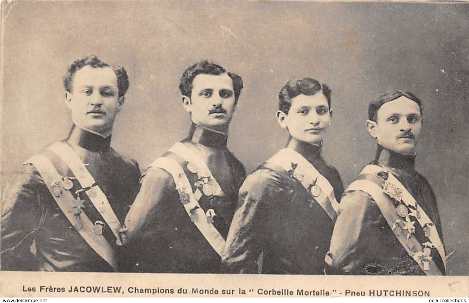 Thème:     Cirque.   .Les Frères Jacowlew  Champions Du Monde Sur La Corbeille Mortelle     (Voir Scan) - Zirkus