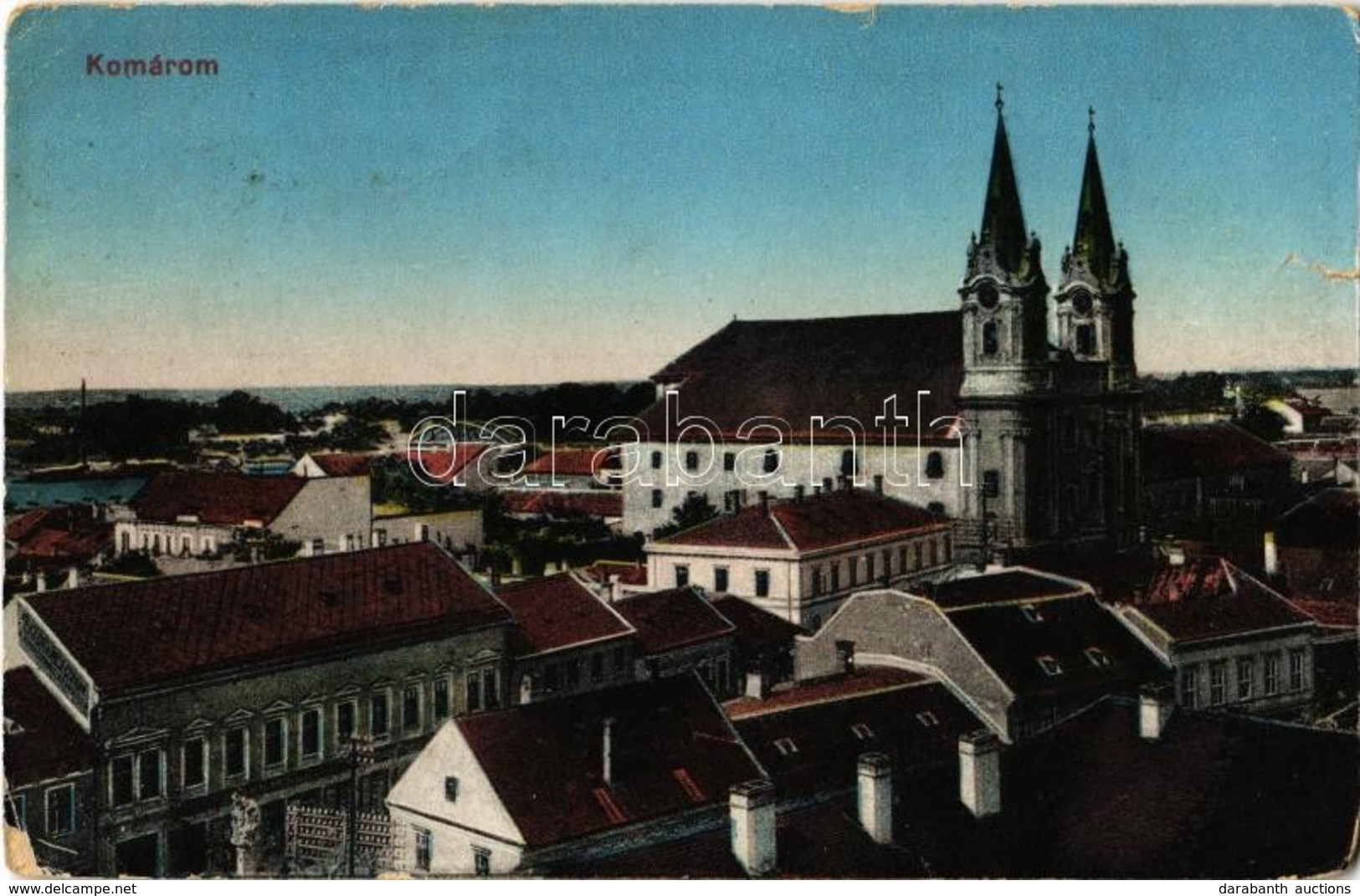 * T3 1917 Komárom, Komárno; Látkép, Templom. Kiadja Czike Dénes / General View, Church (szakadás / Tear) - Ohne Zuordnung