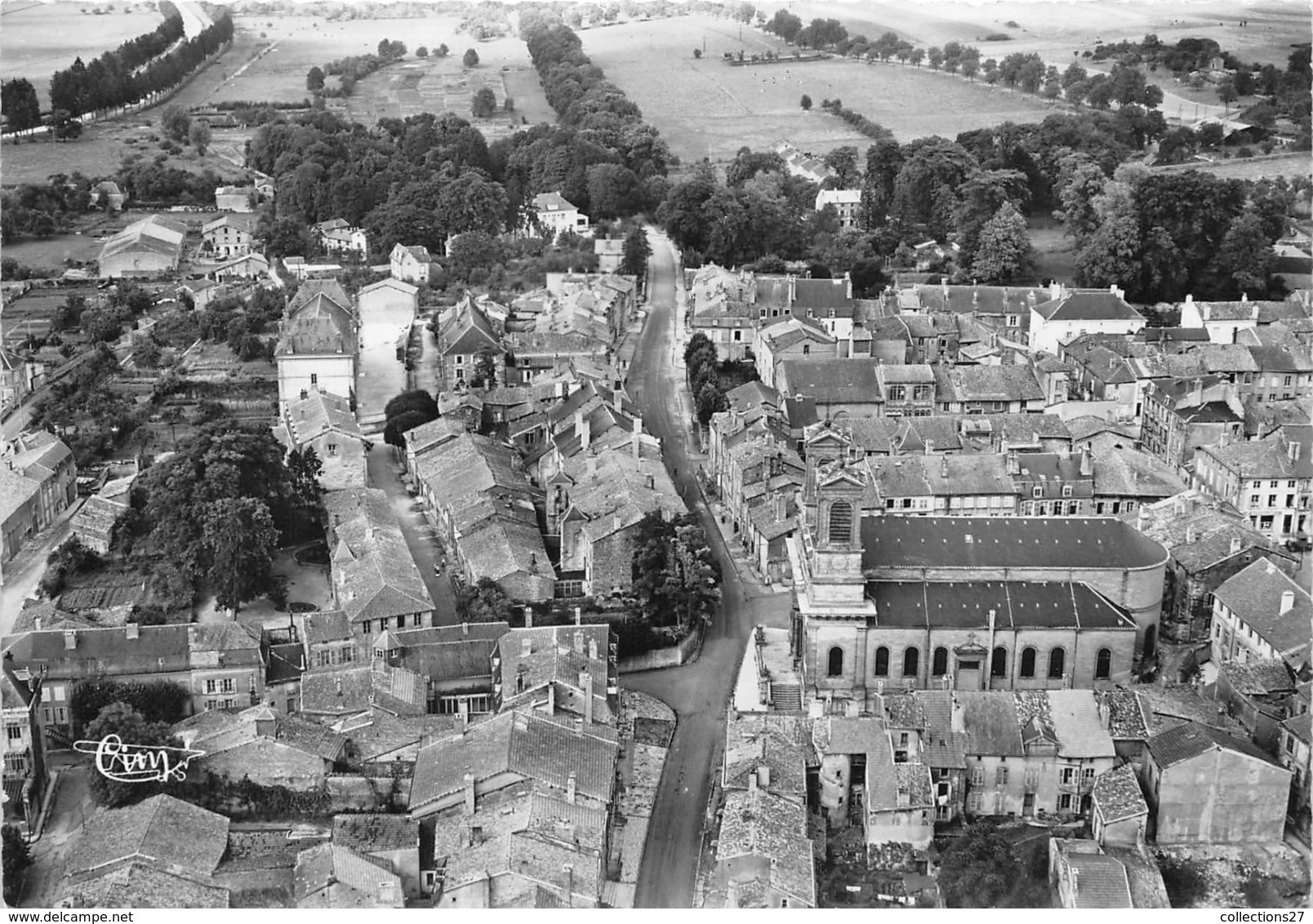 55-STENAY- VUE AERIENNE L'EGLISE ST-GREGOIRE - Stenay