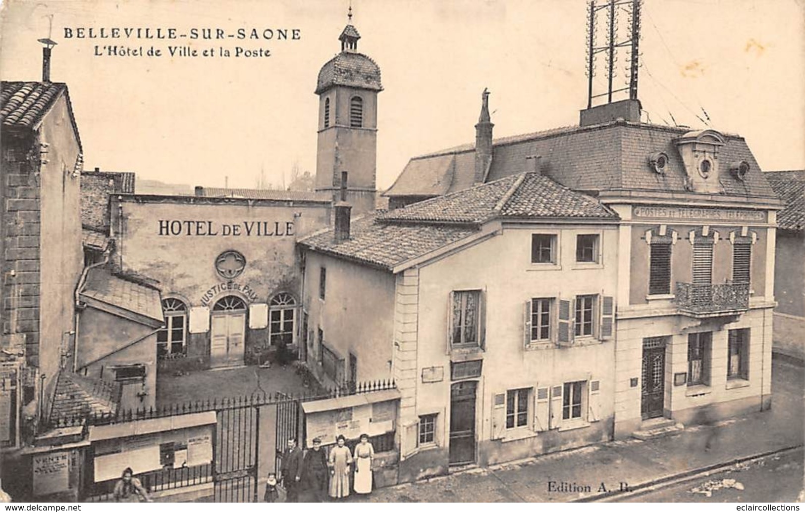 Belleville Sur Saône    69    Hôtel De Ville Et La Poste    (voir Scan) - Belleville Sur Saone