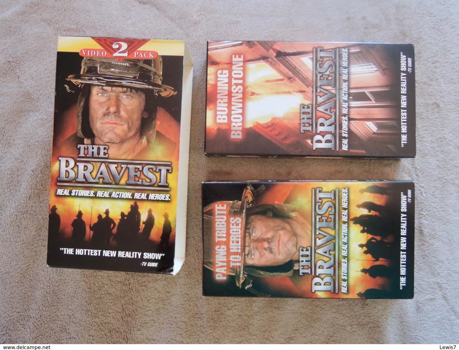 Lot De 2 Cassettes VIDEO "The BRAVEST" - Documentaire