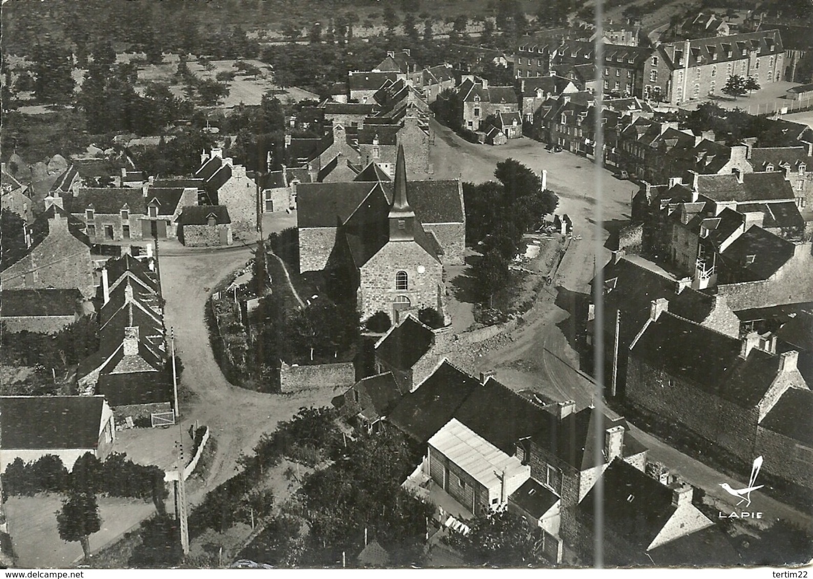 ( CREHEN )( 22 COTES DU NORD ) LE BOURG ( VUE AERIENNE ) - Créhen