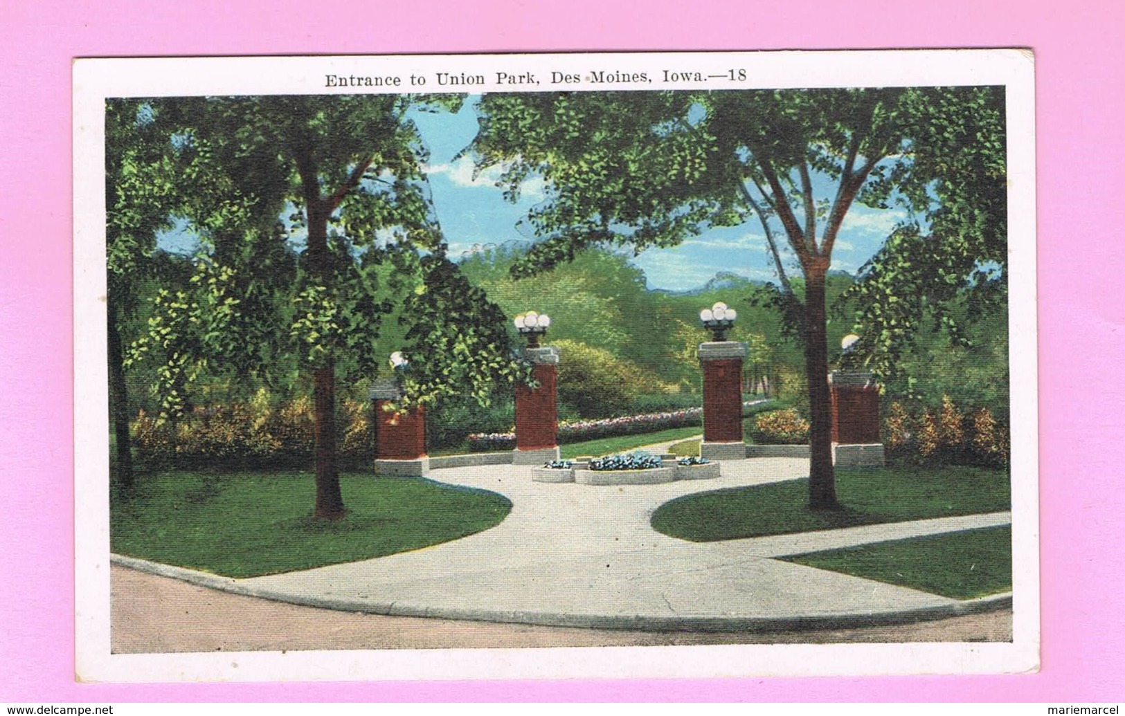 U.S.A. IOWA. CEDAR RAPIDS.   ENTRANCE TO UNION PARK, DES MOINES. - Cedar Rapids