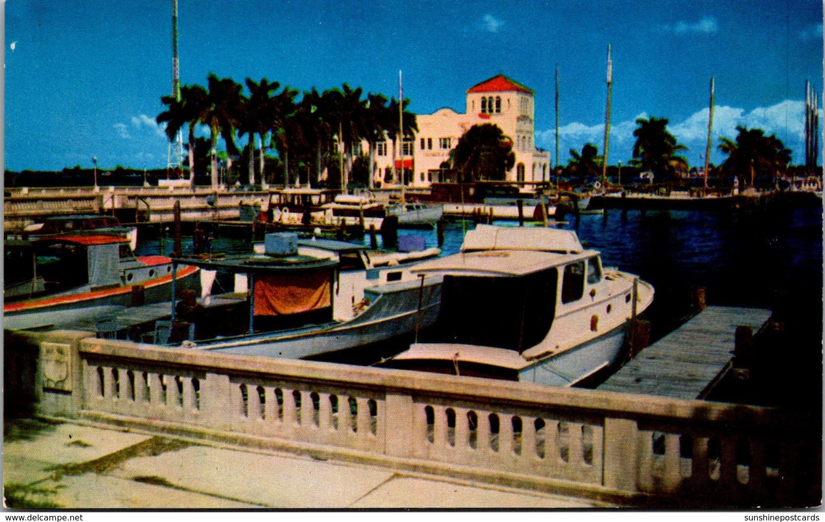 Florida Bradenton Yacht BasinAt Memorial Pier - Bradenton