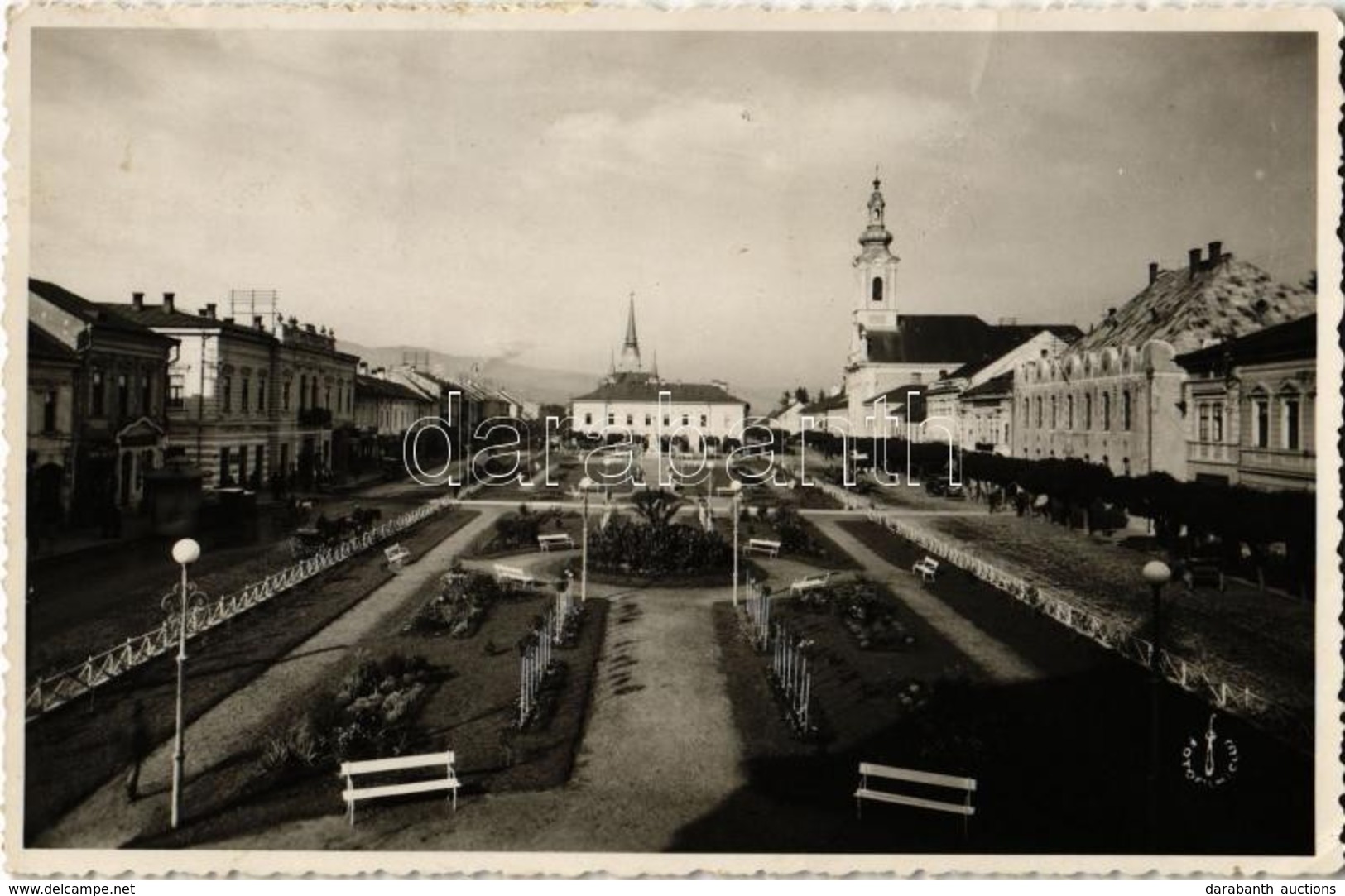 T2/T3 Máramarossziget, Sighetu Marmatiei; Fő Tér, Templom / Piata Unirei Parcul / Square, Church (EK) - Unclassified