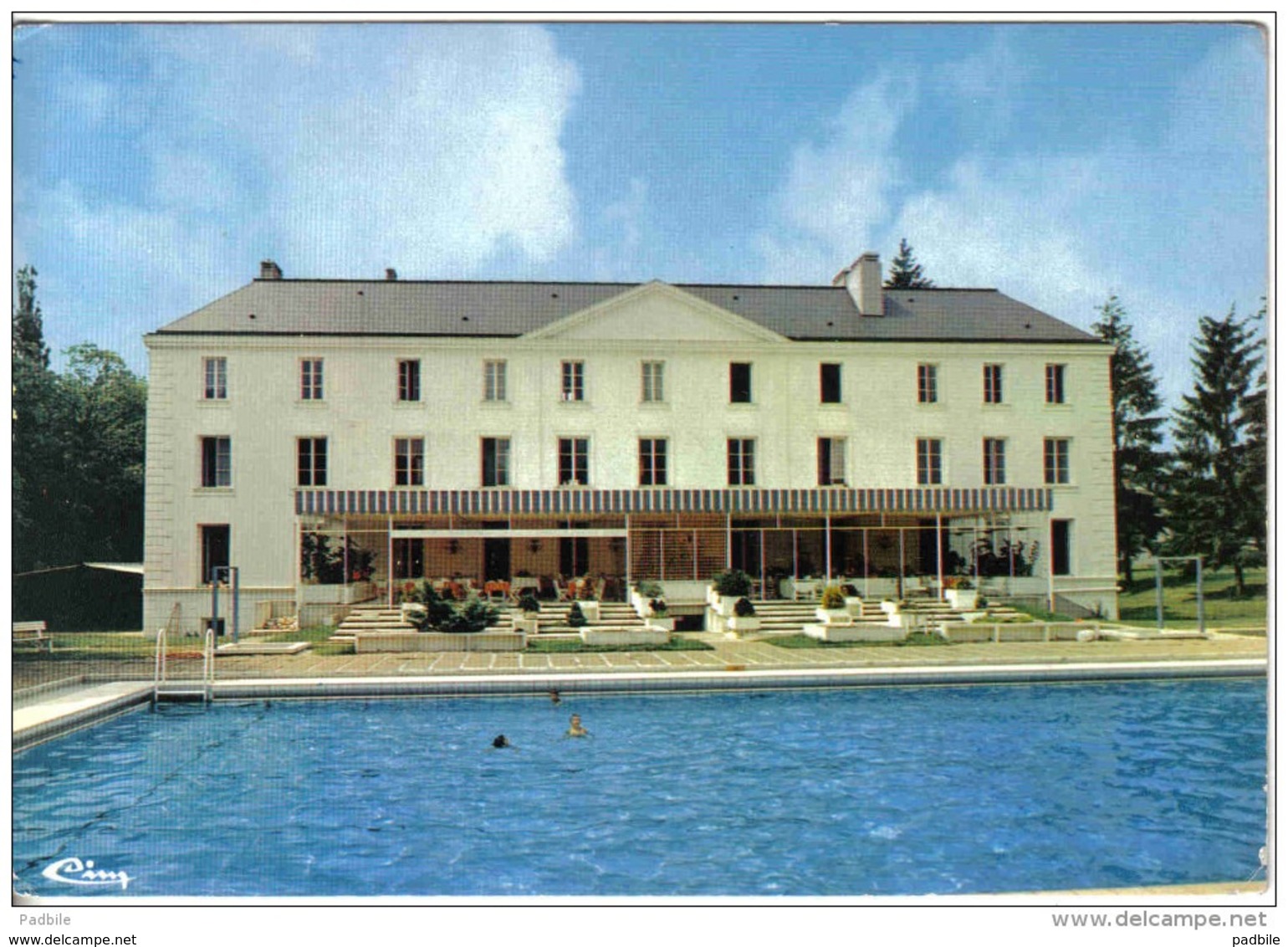 Carte Postale  77. Lesigny   Le Country-Club   Prés D'Ozoir-la-Ferrière  La Piscine Trés Beau Plan - Lesigny