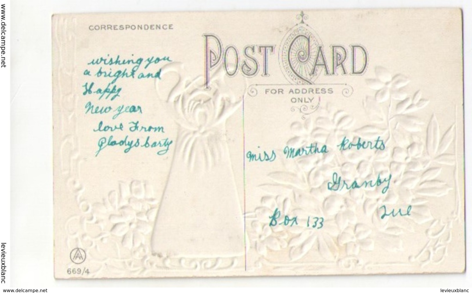 Carte Postale Ancienne De Nouvel An /Good Fortune Prosper You/Fleurs Et Vase Gaufrés/ Québec Vers 1910     CFA36 - Año Nuevo