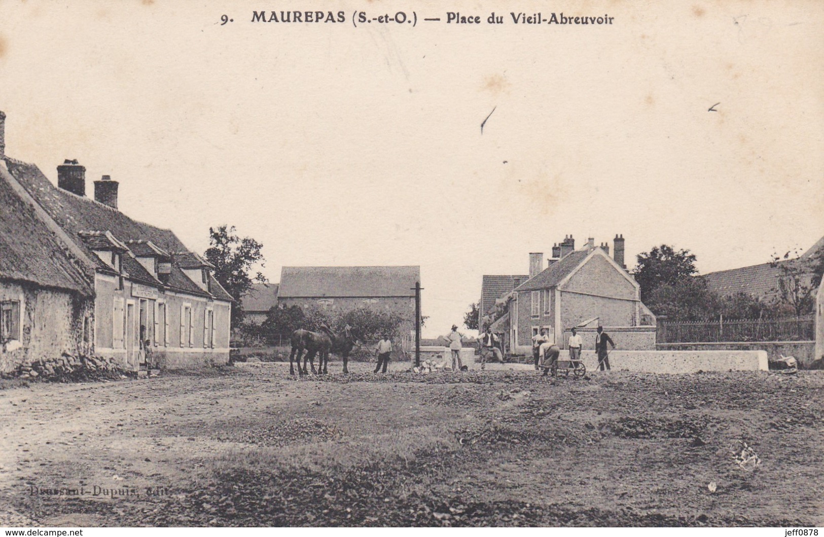 78 - YVELINES - MAUREPAS - Place Du Vieil Abreuvoir - Très Bon état - Maurepas