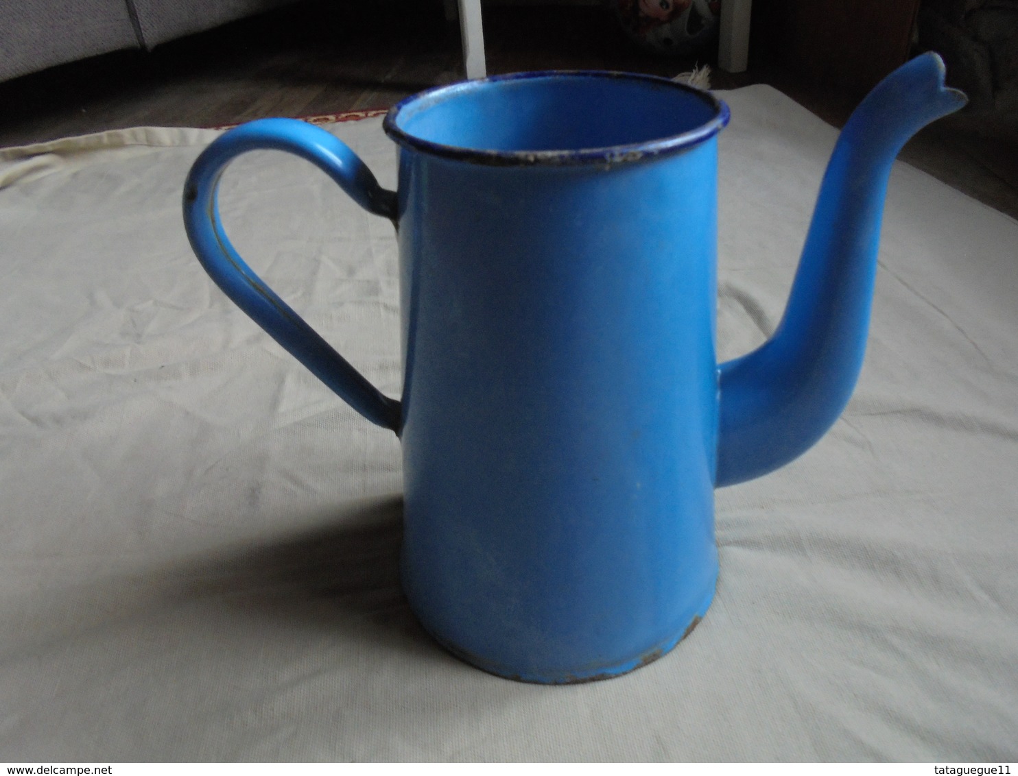 Ancien - Cafetière En Tôle émaillée - Jugs