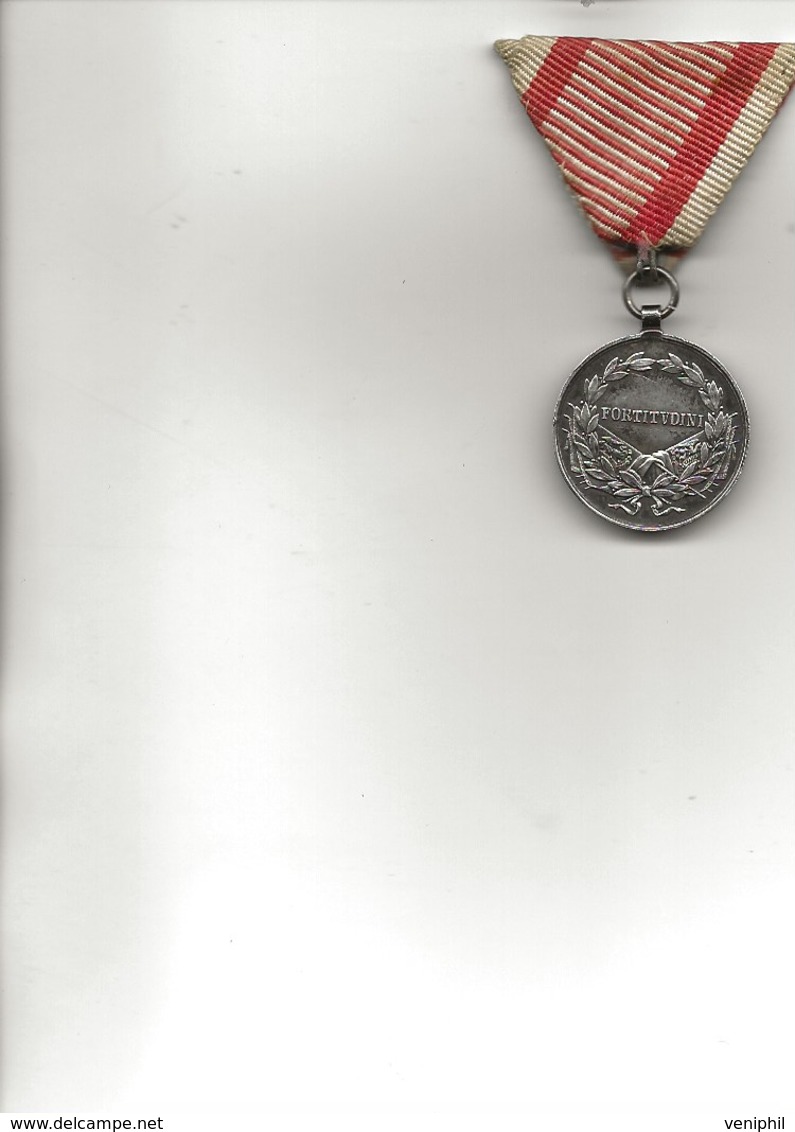 AUTRICHE - MEDAILLE D'ARGENT MILITAIRE -KAISER KARL TAPFERKEIT - FORTITUDINI (BRAVOURE) 2 E Classe -1917-1918 - Oostenrijk