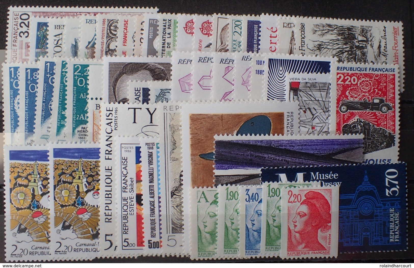 DF40266/1146 - ANNEE 1986 COMPLETE N°2393 à 2451 + VARIETE Sauf N°2411 Et 2433 à 2442 - TIMBRES NEUFS** - Cote : 91,90 € - 1980-1989