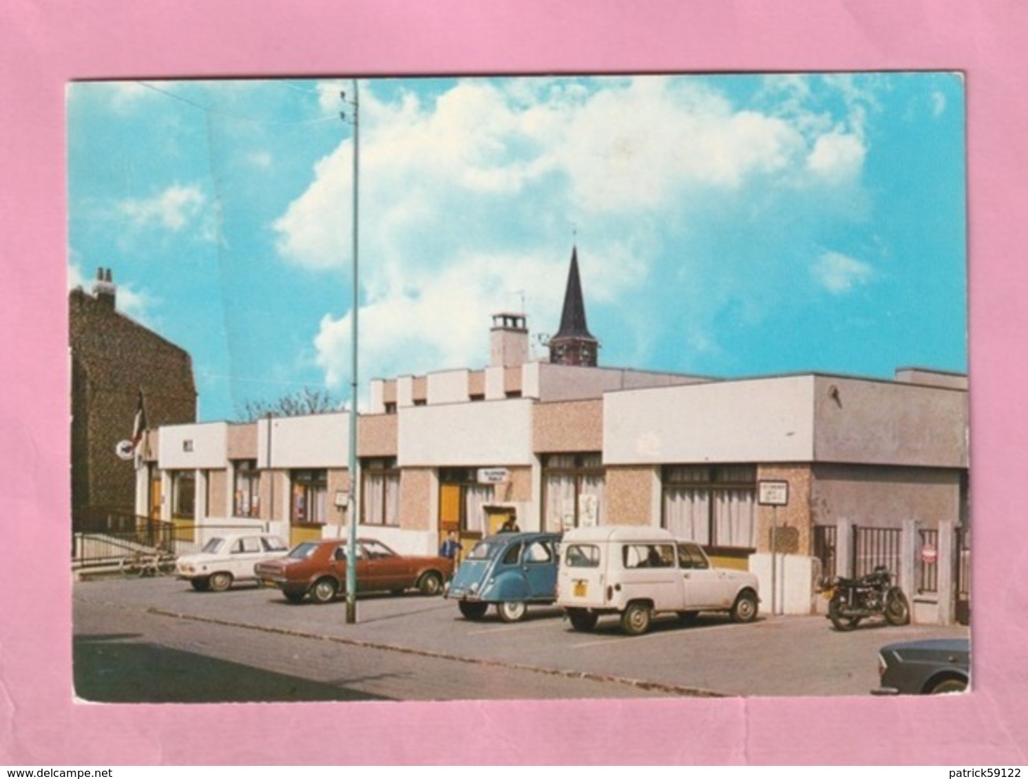 62 - PAS DE CALAIS - AVION Près LENS - LA NOUVELLE POSTE - RENAULT R 4 L - CITROËN 2 CV - - Avion