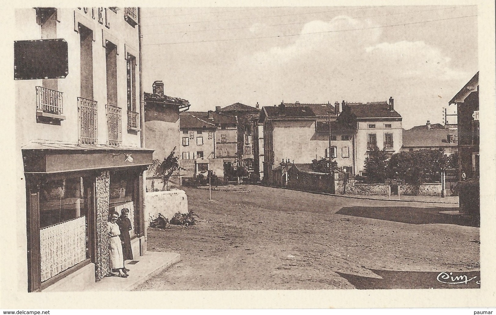 Loudes  Hotel Borie Et La Place - Loudes