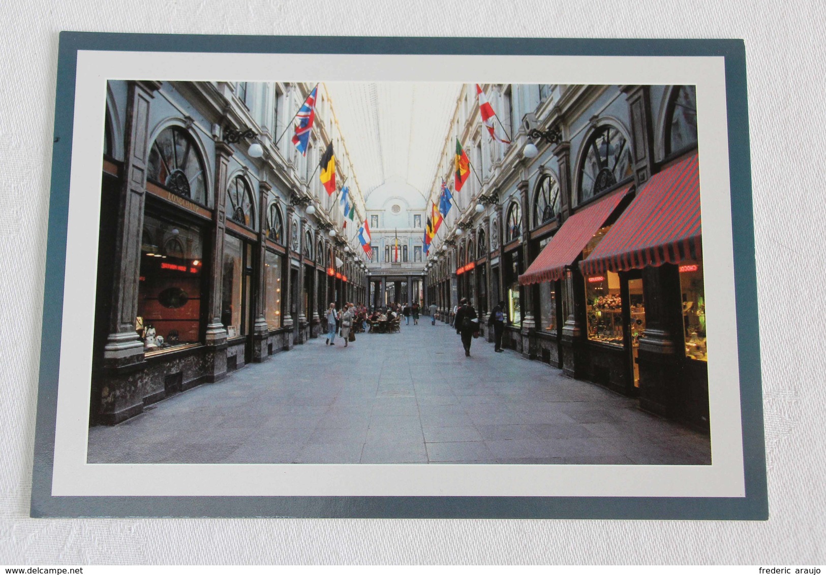 Lot De 3 Cartes Postales Bruxelles : Grand Place, Hôtel De Ville, Galeries Saint-Hubert - Lotti, Serie, Collezioni