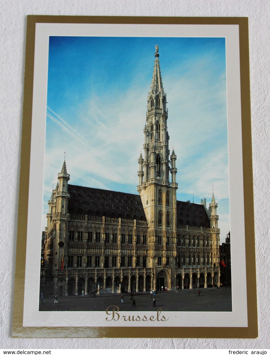 Lot De 3 Cartes Postales Bruxelles : Grand Place, Hôtel De Ville, Galeries Saint-Hubert - Lotti, Serie, Collezioni