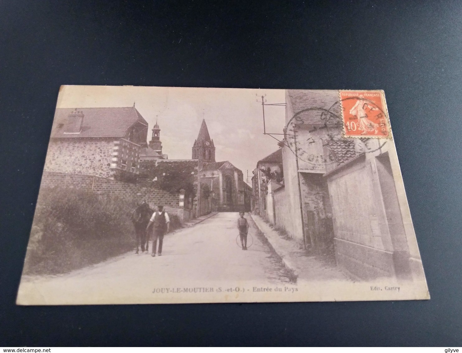 CPA (95) Jouy Le Moutier. Entrée Du Pays.  (I.1060) - Jouy Le Moutier