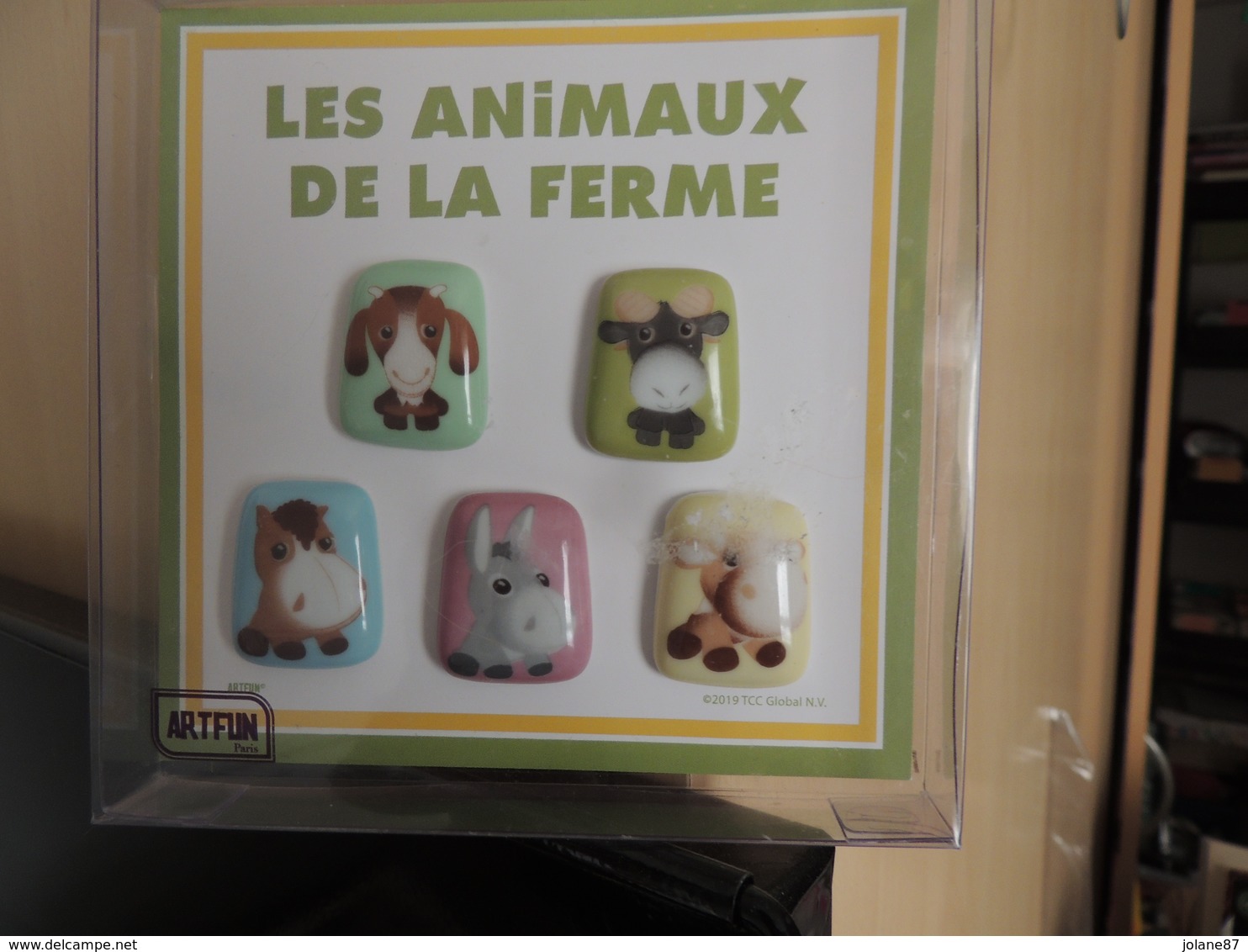 LOT FEVES     LES ANIMAUX DE LA FERME      PORCELAINE     DECOR POSE A LA MAIN - Tiere