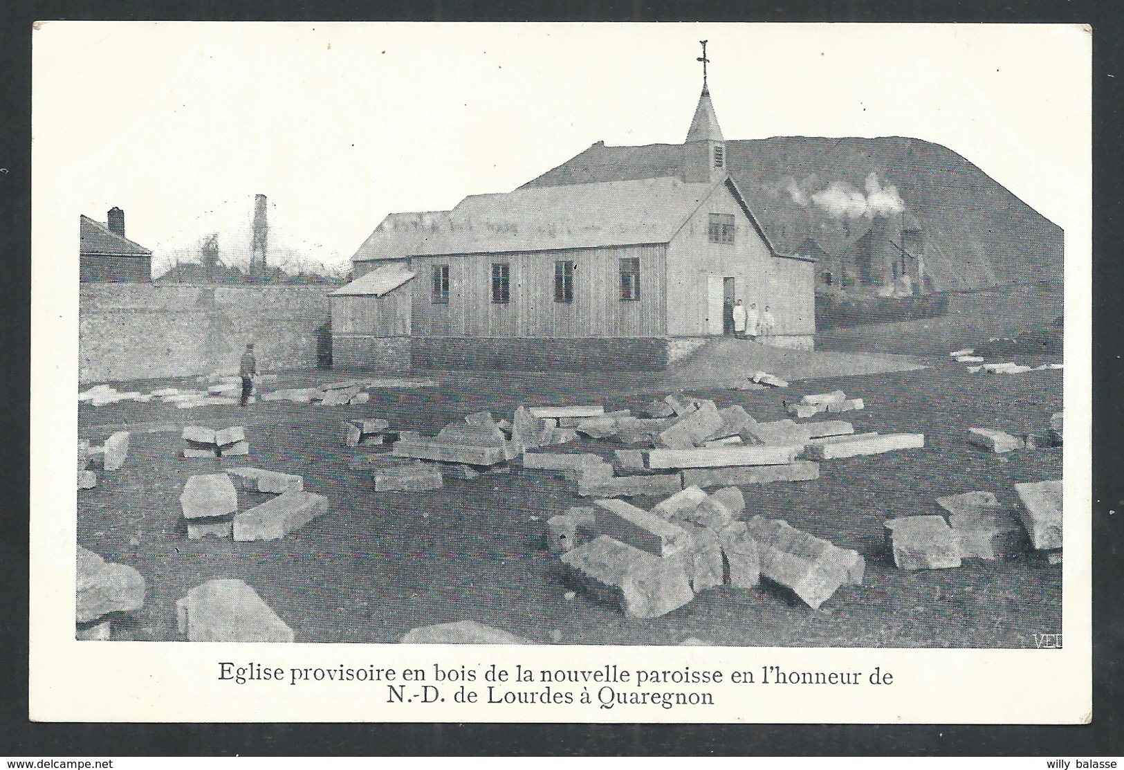 +++ CPA - QUAREGNON - Eglise Provisoire En Bois De La Nouvelle Paroisse...  // - Quaregnon