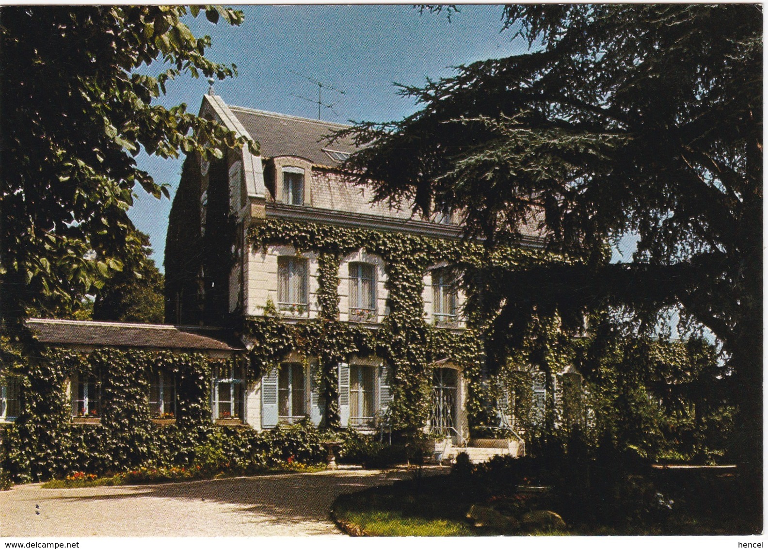 GUIGNES  RABUTIN. Maison Médicale. "Foyer De L'Ame" - Le Chatelet En Brie