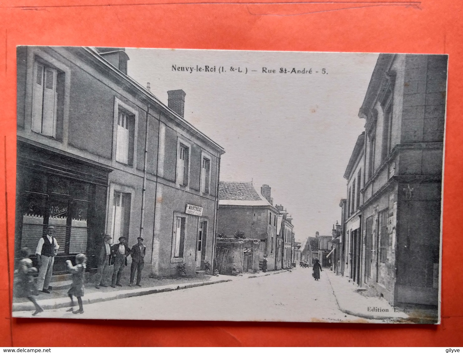 CPA (37) Neuvy Le Roi. Rue St André. (N.173) - Neuvy-le-Roi