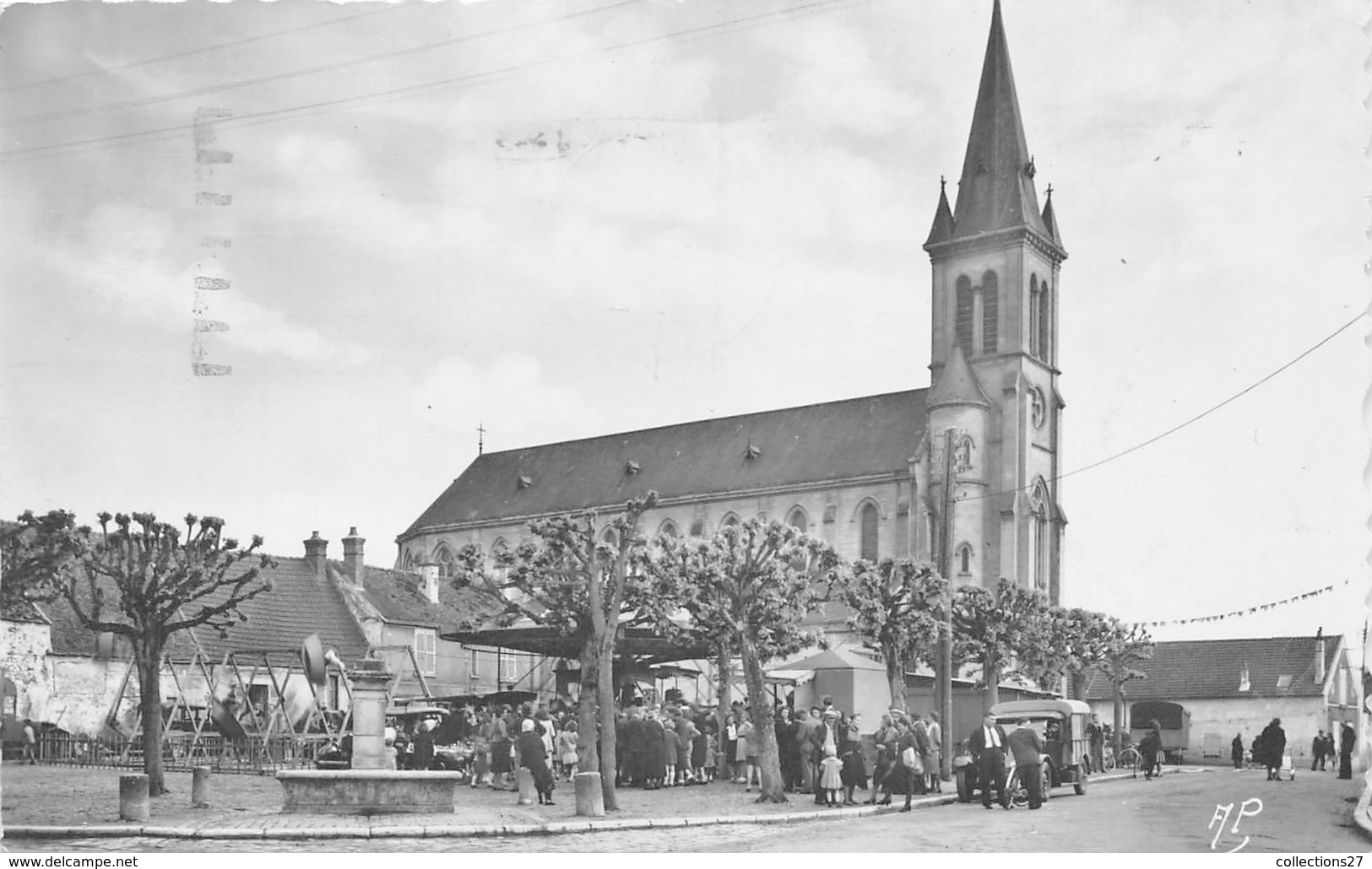 78-ROSNY-SUR-SEINE- LA PLACE DE L'EGLISE - Rosny Sur Seine