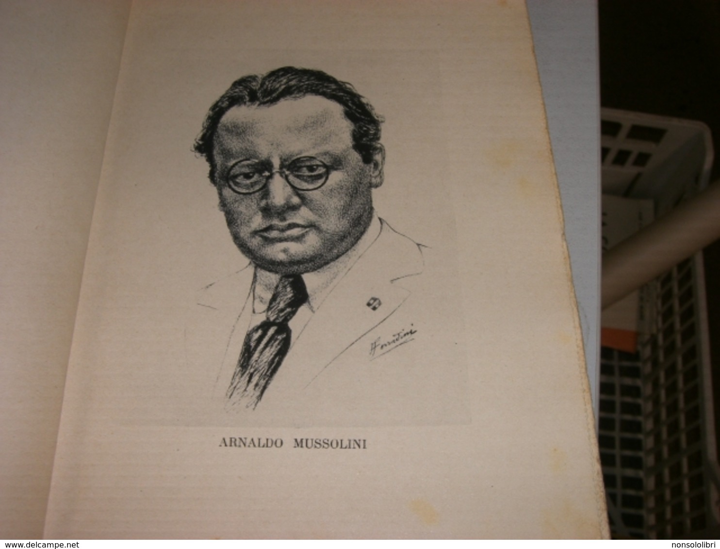 LIBRO VITA DI ARNALDO BENITO MUSSOLINI -MILANO 1932 - Bibliografie