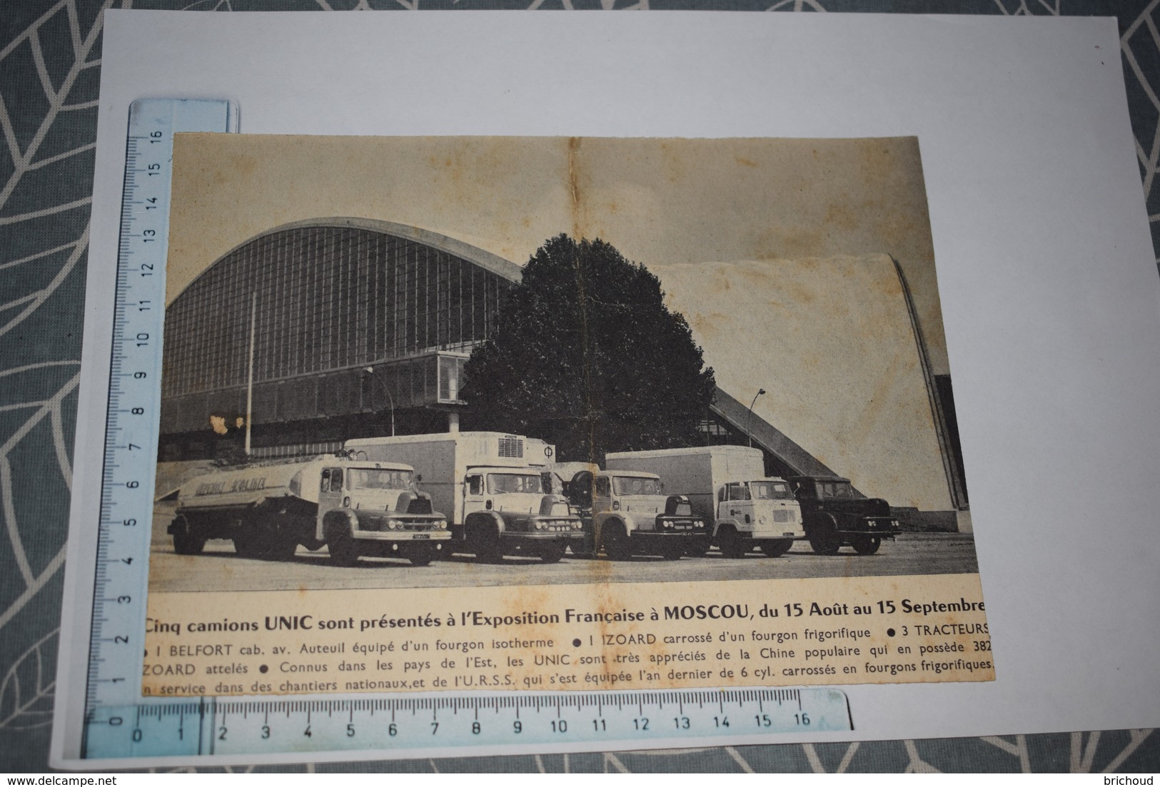 Pub Vieux Camion Cinq Unic Exposition Française à Moscou Belfort Izoard Cartonnée Roubaix-Diesel - Camions