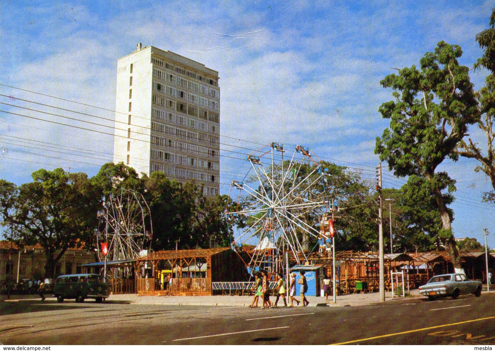 CPSM -  Estado De PARA  -  BELEM -  Vista Parcial Da Praça Justo Chermont  (Fete Foraine) - Belém