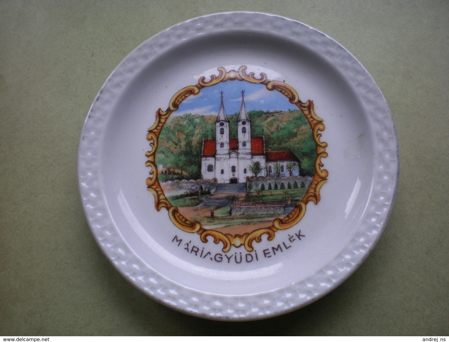 Mariagyudi Emlek A Small Decorative Plate Zsolnay Pecs Hungary - Zsolnay (HUN)