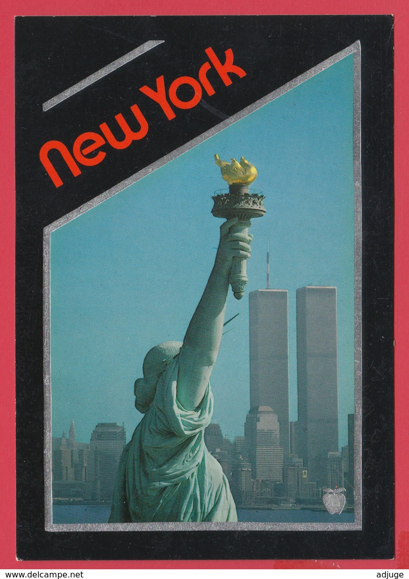 NEW YORK - Statue De La Liberté - Towers Of The World Trade Center *Photo Bart Barlaow* 2 SCAN- - World Trade Center