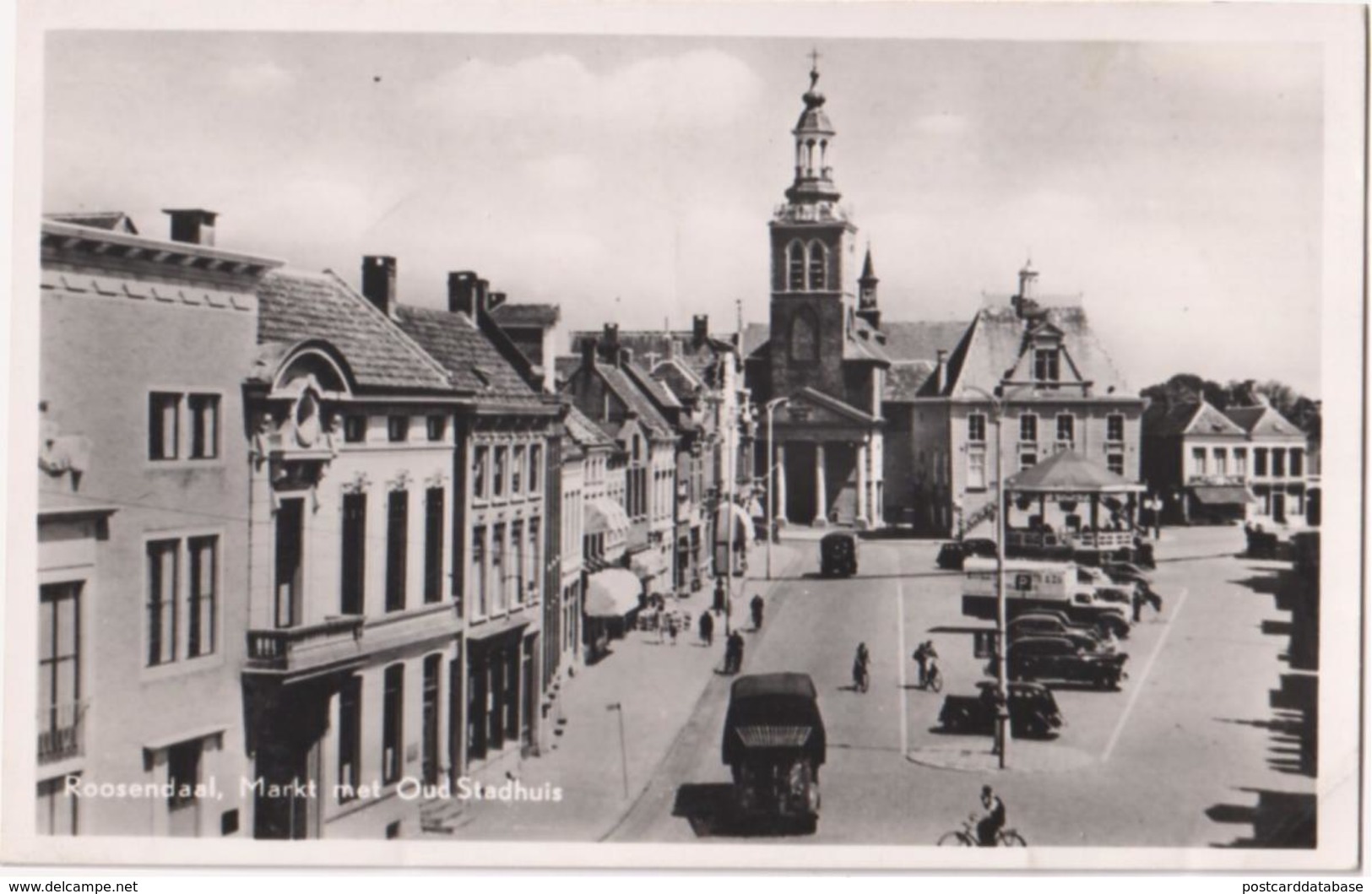 Roosendaal - Markt Met Oud Stadhuis - & Old Cars - Roosendaal