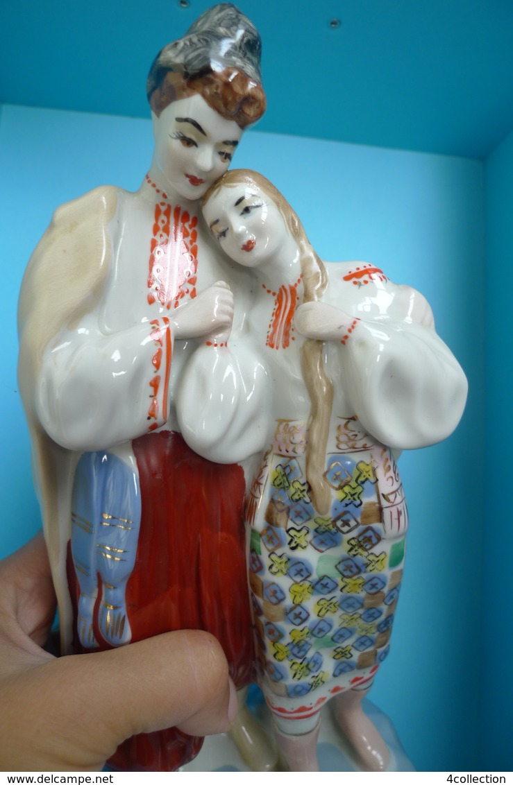 USSR Soviet Porcelain Couple i Love Woman Man Costumes Polonne Polonnoe FIGURINE