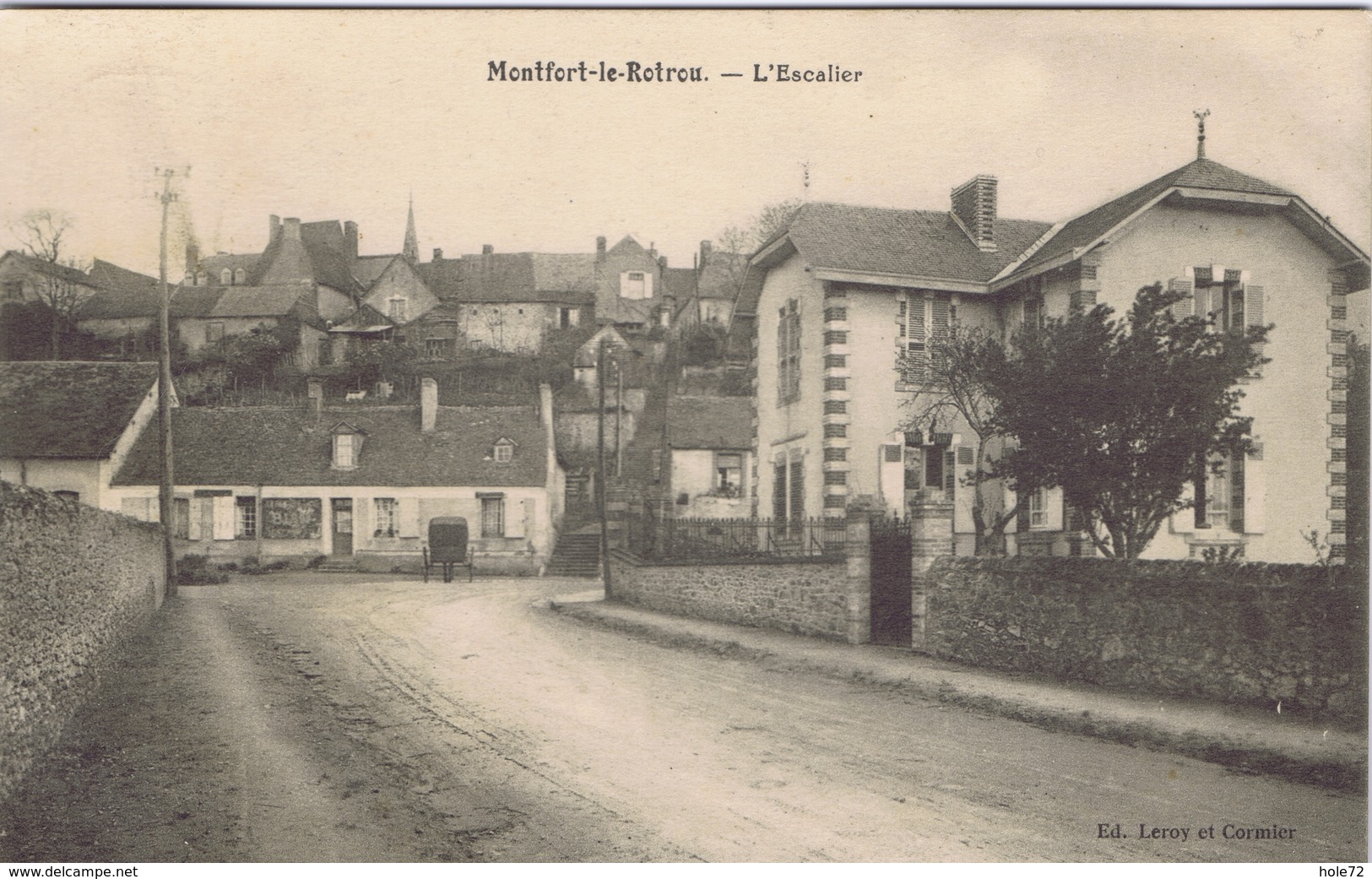 72 - Montfort-le-Gesnois (Montfort-le-Rotrou) (Sarthe) - L'escalier - Montfort Le Gesnois